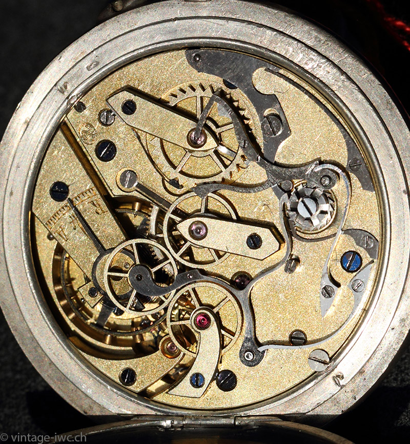 www.vintage-iwc.ch/bilder/chrono_movement.jpg
